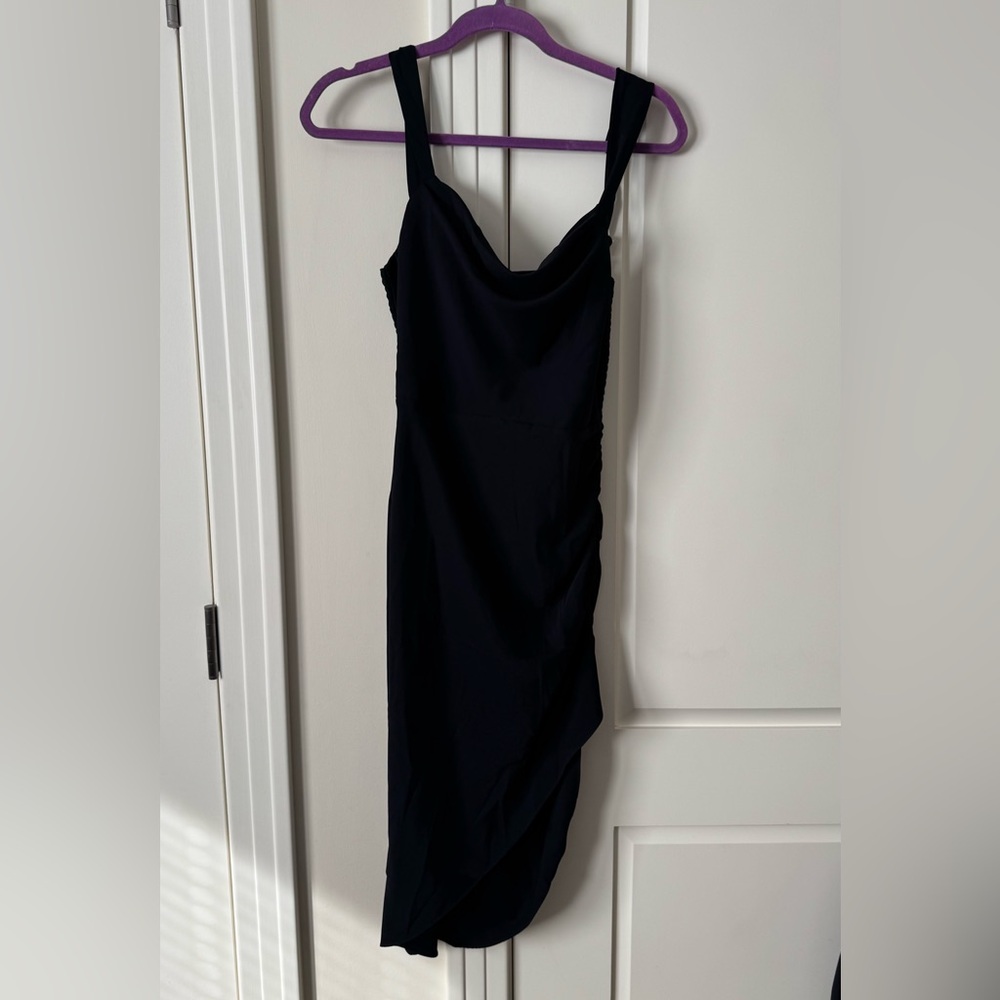 BRAND NEW AMANDA UPRICHARD DRESS